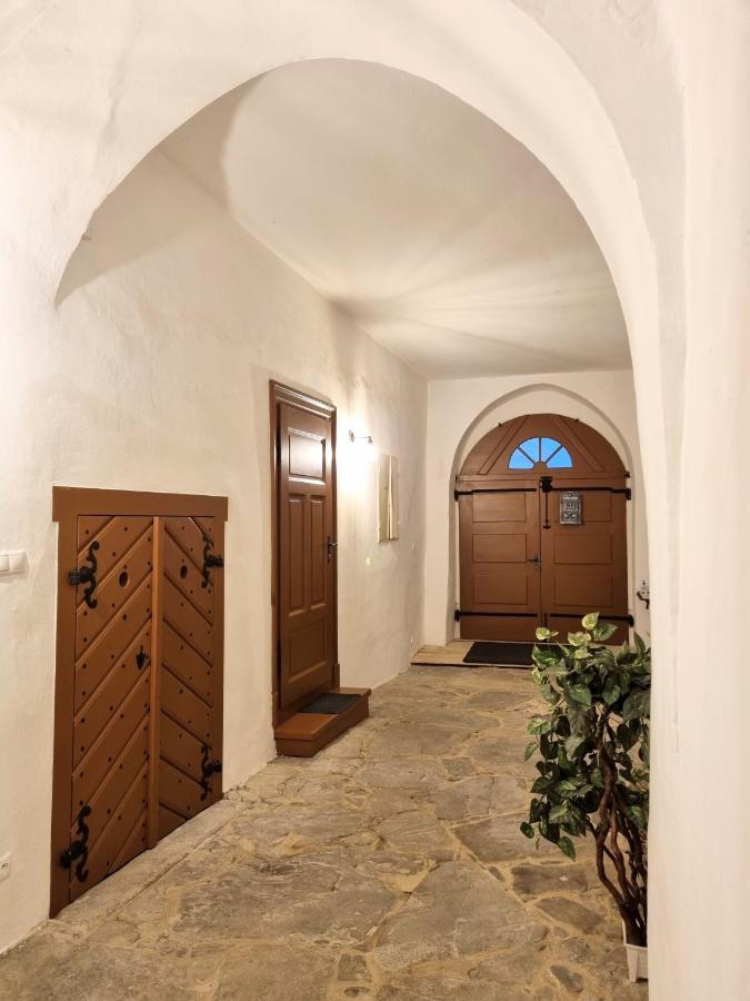 Apartment In A Historical House In The Center Of Levoča מראה חיצוני תמונה