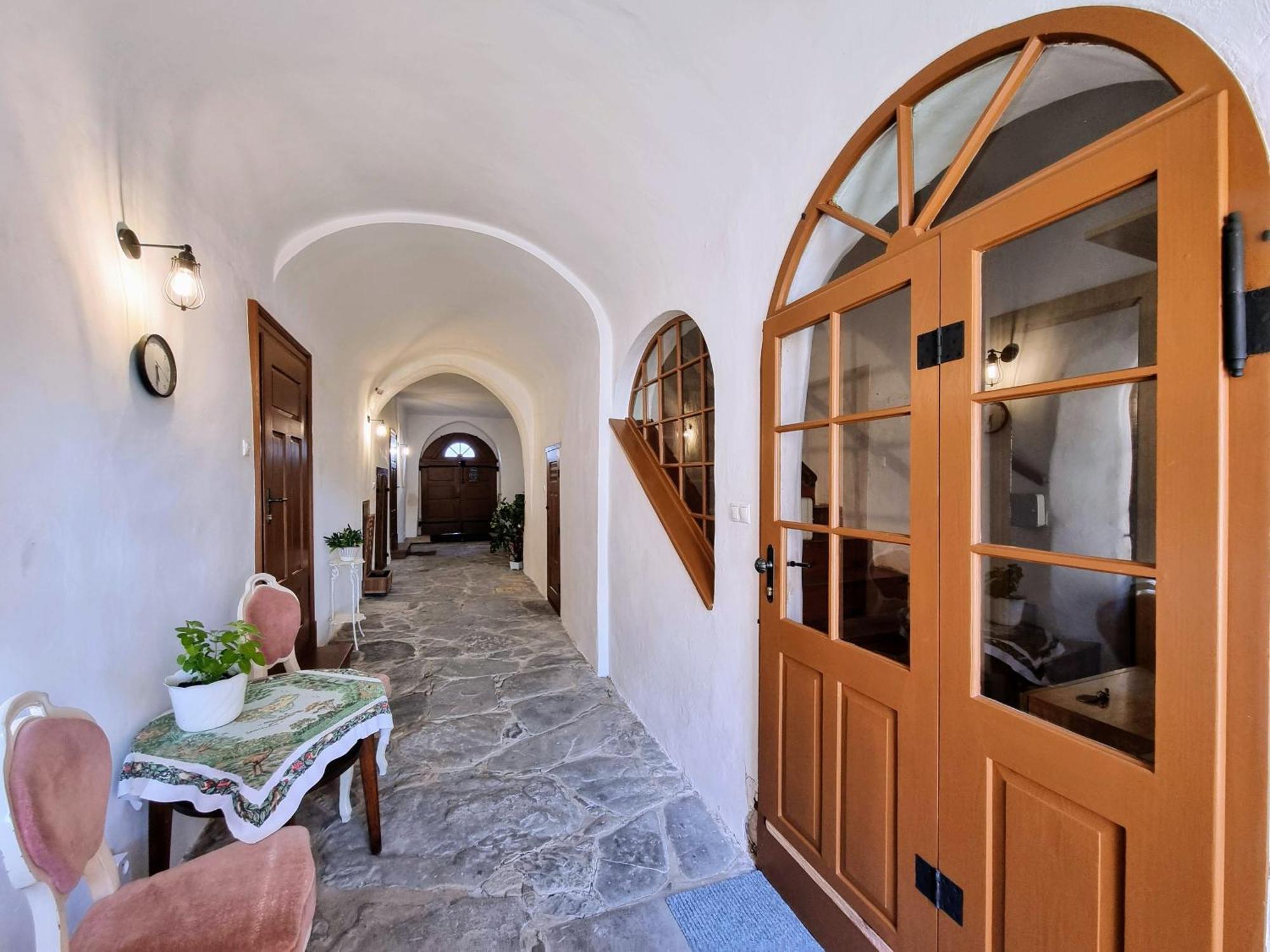 Apartment In A Historical House In The Center Of Levoča מראה חיצוני תמונה